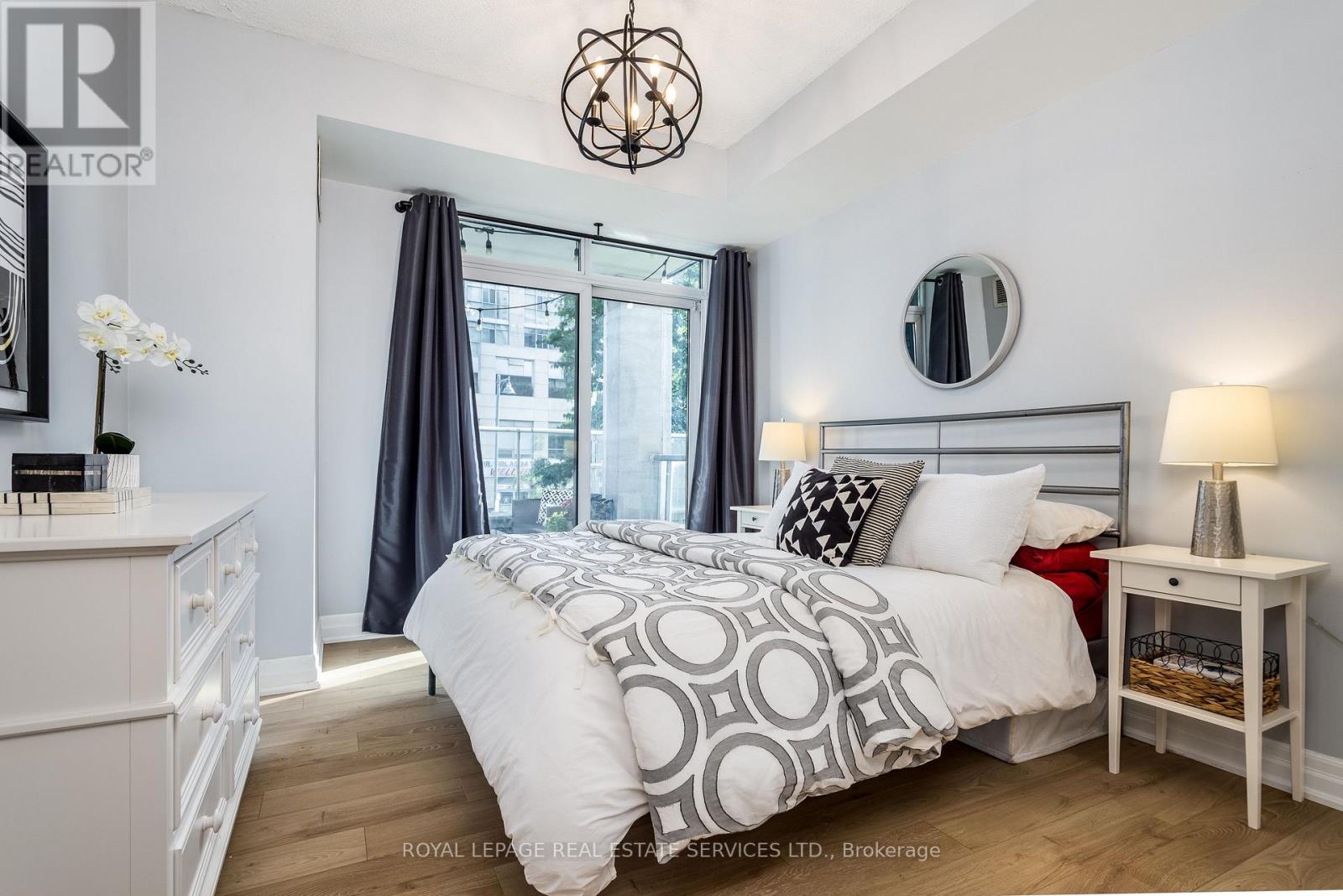 109 - 2083 Lake Shore Boulevard W, Toronto, Ontario  M8V 4G2 - Photo 9 - W12804022