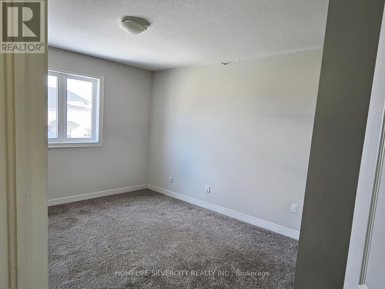 35 Balmoral Lane, Zorra (Thamesford), Ontario  N0M 2M0 - Photo 4 - X12803956