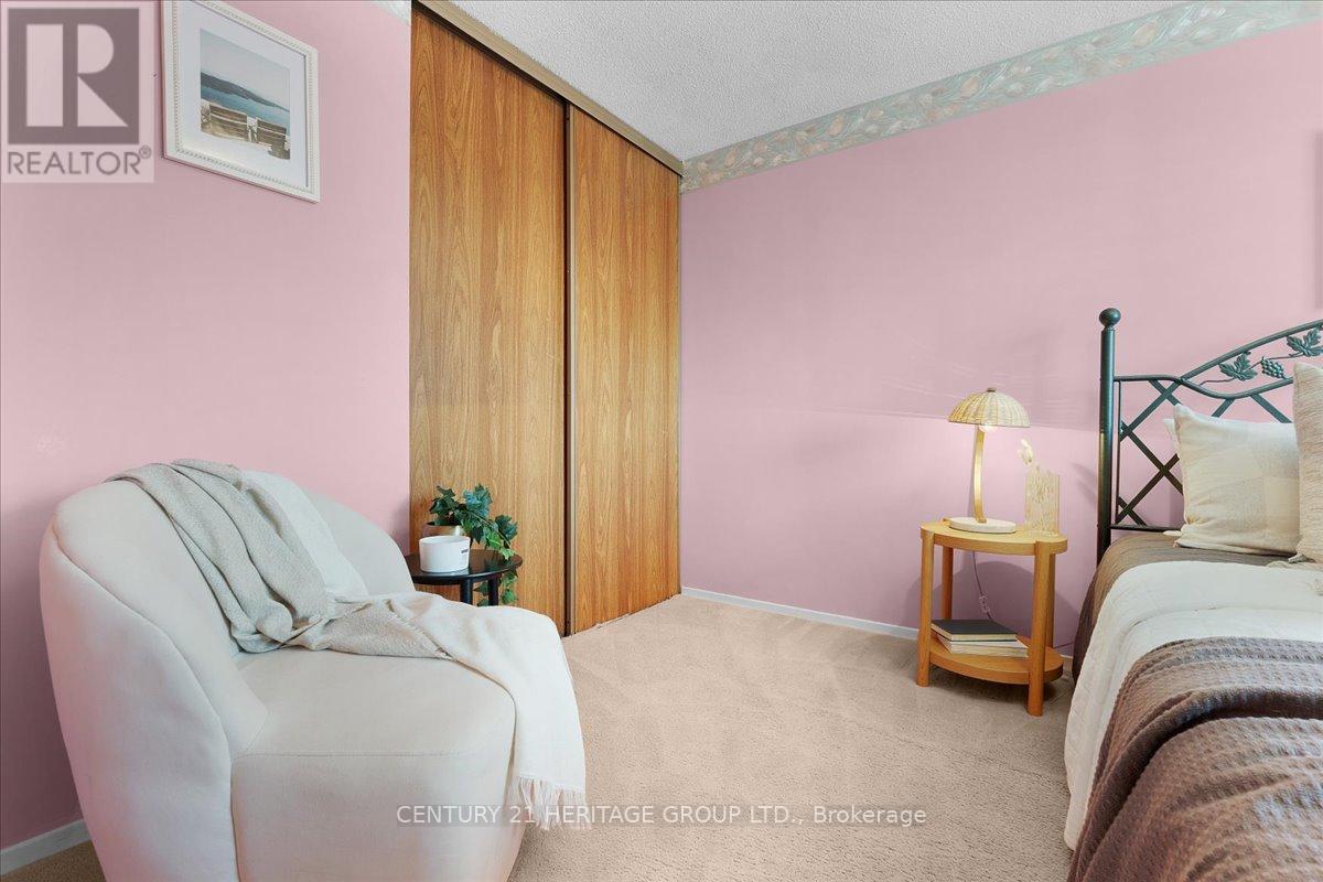 126 Garden Crescent, Hamilton, Ontario  L8V 4T4 - Photo 22 - X12803968