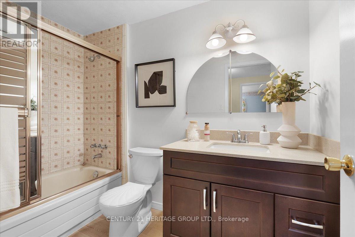 126 Garden Crescent, Hamilton, Ontario  L8V 4T4 - Photo 24 - X12803968