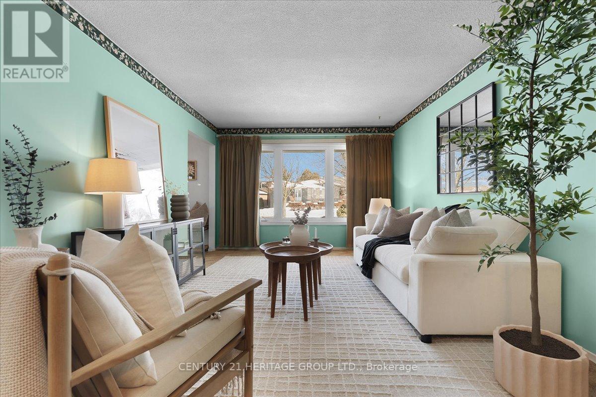 126 Garden Crescent, Hamilton, Ontario  L8V 4T4 - Photo 5 - X12803968