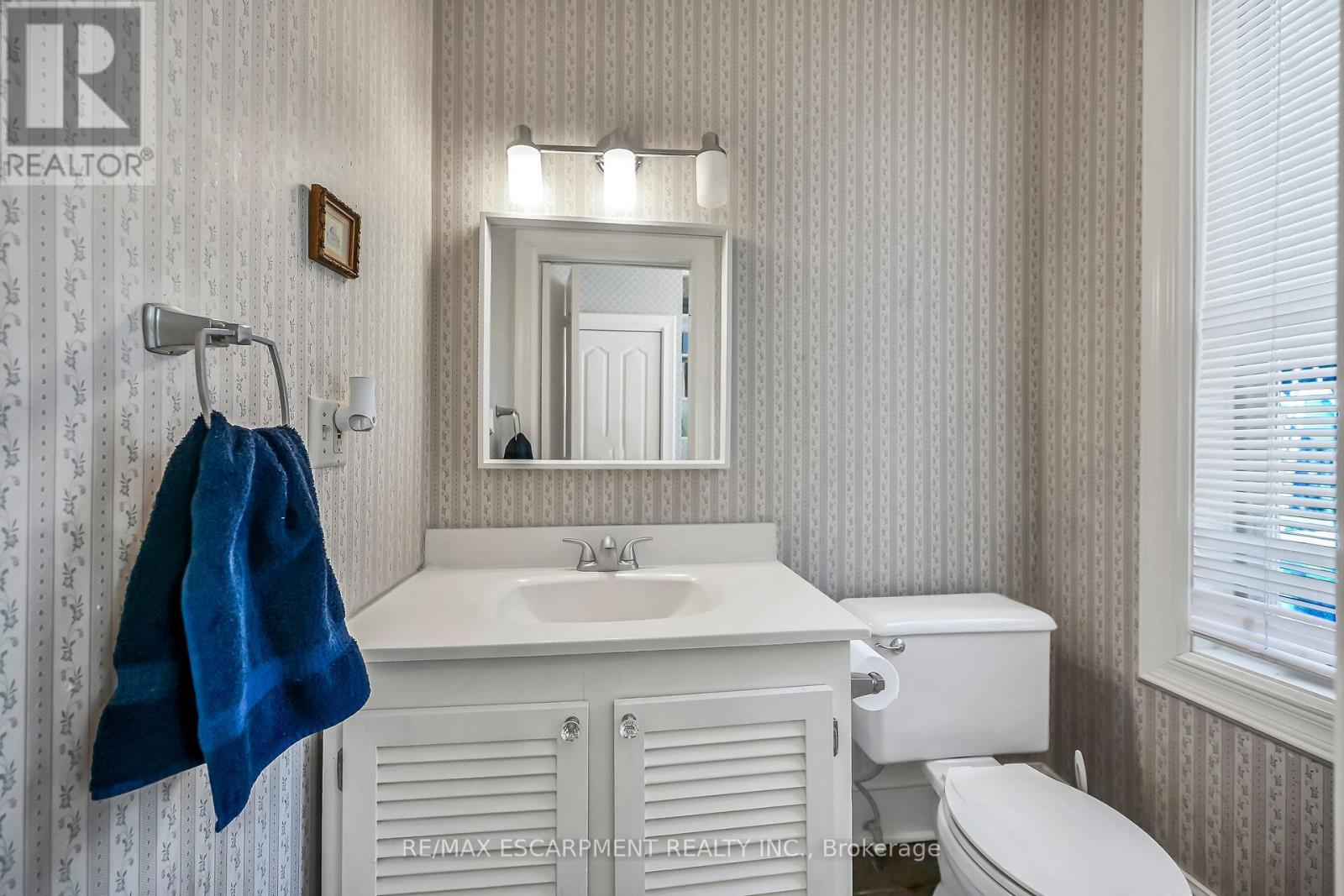 94 Sutherland Street W, Haldimand, Ontario  N3W 1B4 - Photo 16 - X12803970