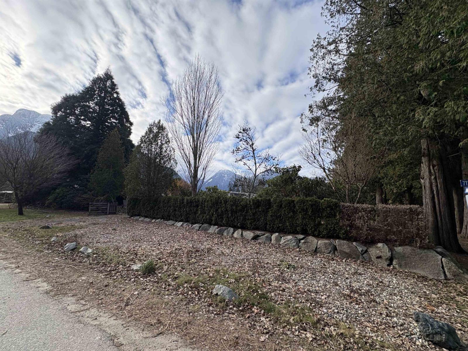 689 Hazel Street, Hope, Hope, British Columbia  V0X 1L0 - Photo 16 - R3091711