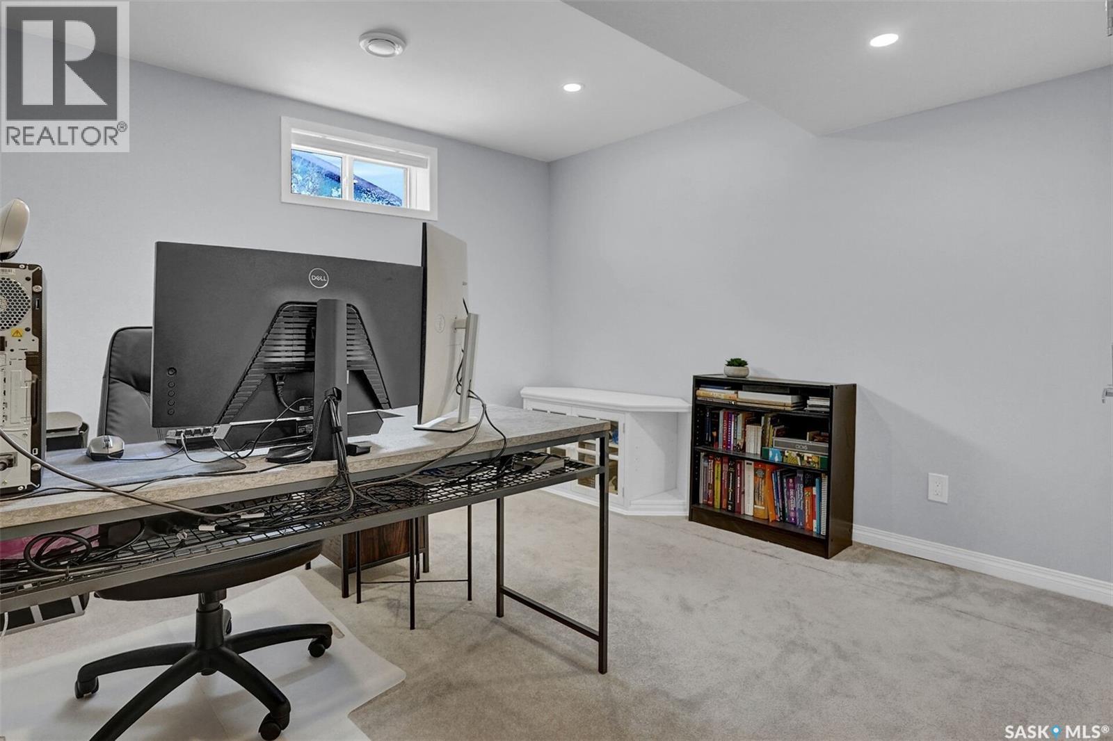 1245 Runciman Crescent N, Regina, Saskatchewan  S4X 2Z3 - Photo 31 - SK028771