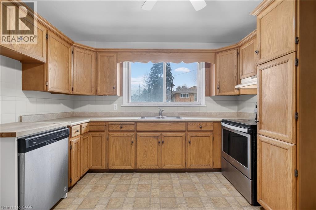 31 Hoffman Street, Kitchener, Ontario N2M 3M8 - Photo 9 - 40806260