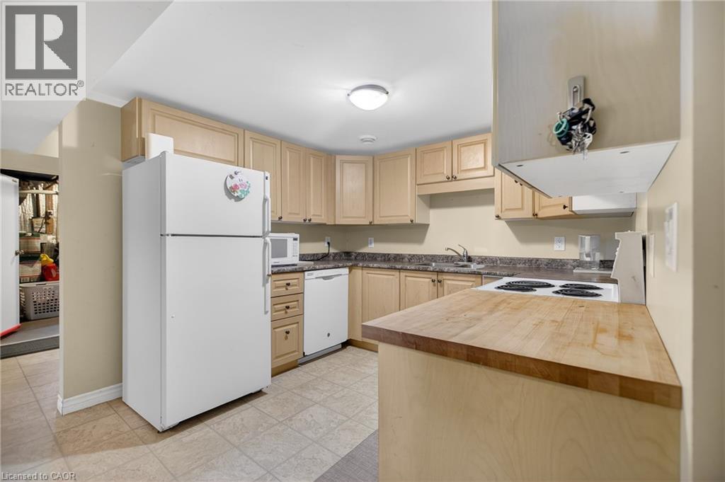 31 Hoffman Street, Kitchener, Ontario N2M 3M8 - Photo 29 - 40806260