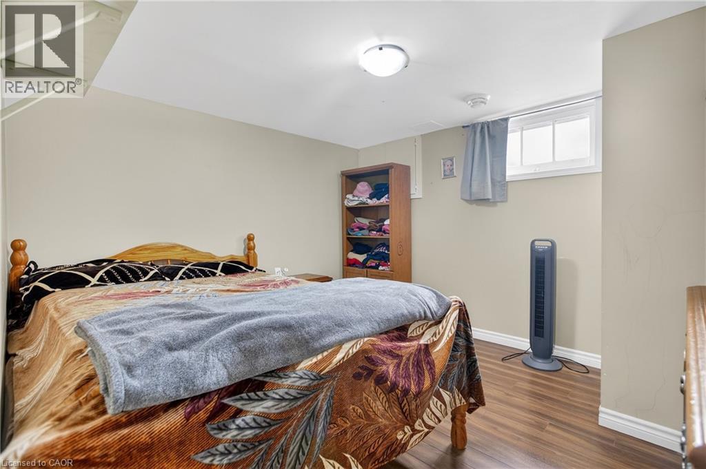 31 Hoffman Street, Kitchener, Ontario N2M 3M8 - Photo 30 - 40806408