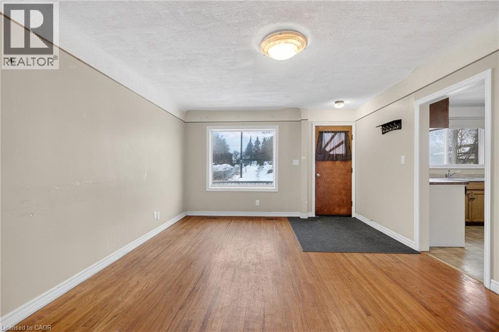 31 Hoffman Street, Kitchener, Ontario N2M 3M8 - Photo 6 - 40806408