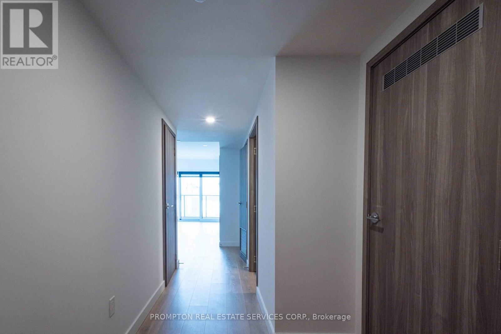 1606 - 1 Concord Cityplace Way, Toronto, Ontario  M5V 0X3 - Photo 6 - C12799390