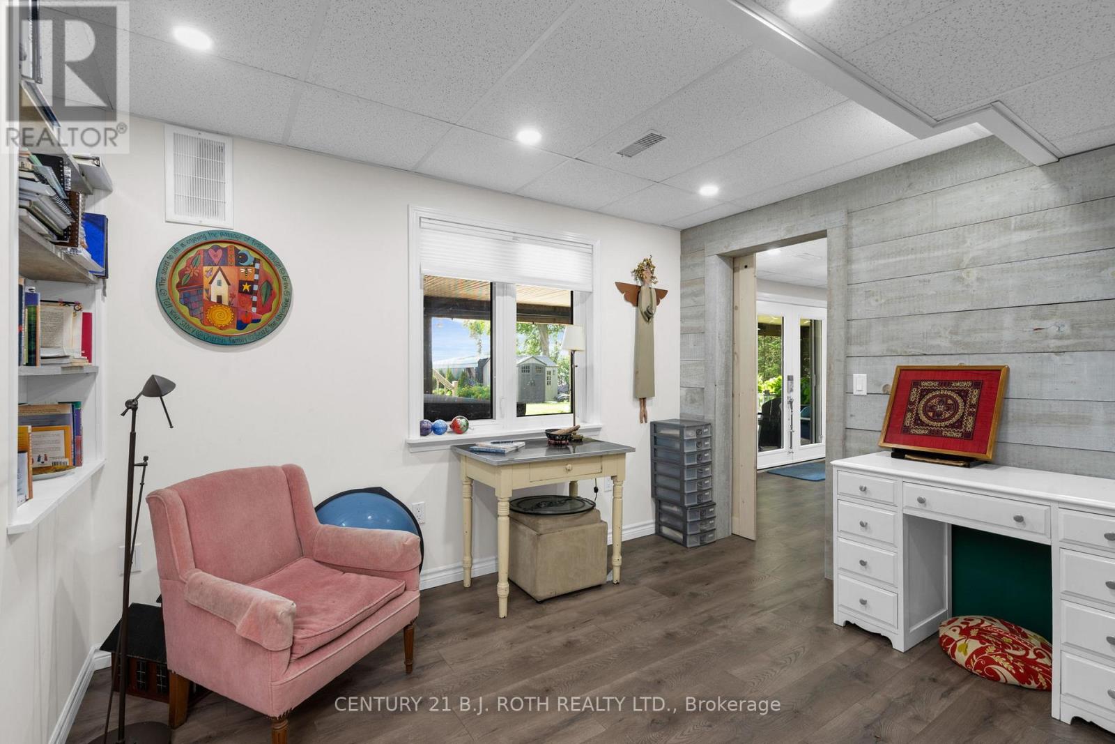 95 Lakeshore Road E, Oro-Medonte, Ontario  L0L 2E0 - Photo 26 - S12742000