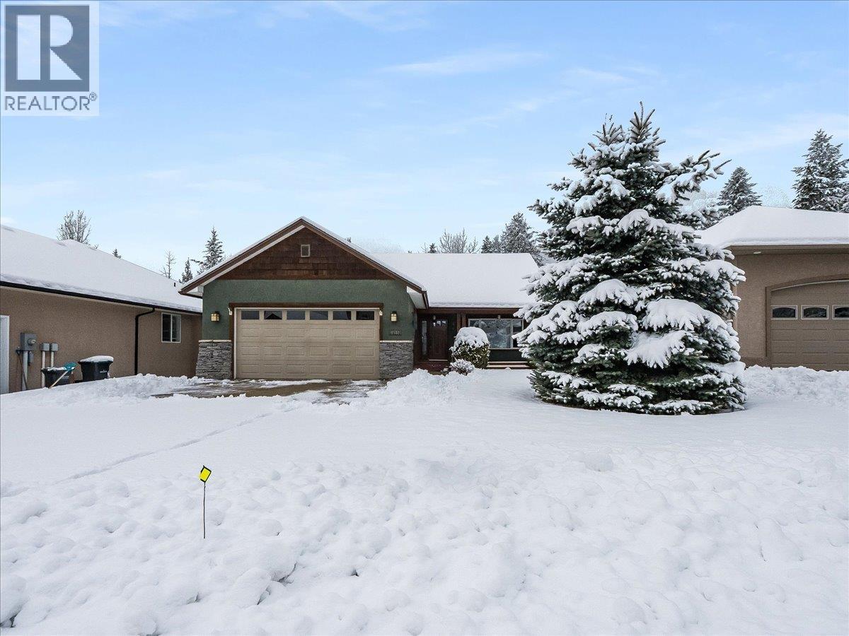 1532 Emerald Crescent, Castlegar, British Columbia  V1N 4W2 - Photo 1 - 10376320