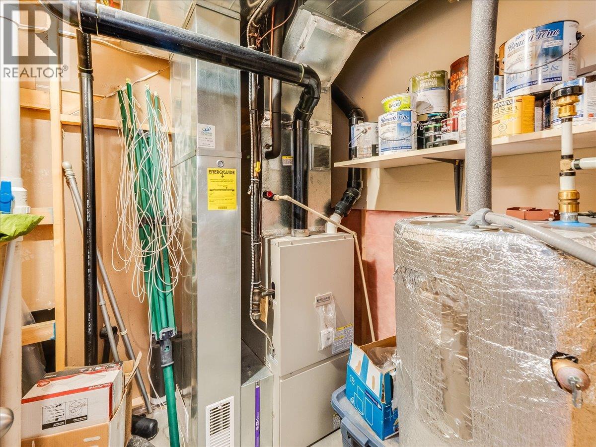 1532 Emerald Crescent, Castlegar, British Columbia  V1N 4W2 - Photo 48 - 10376320