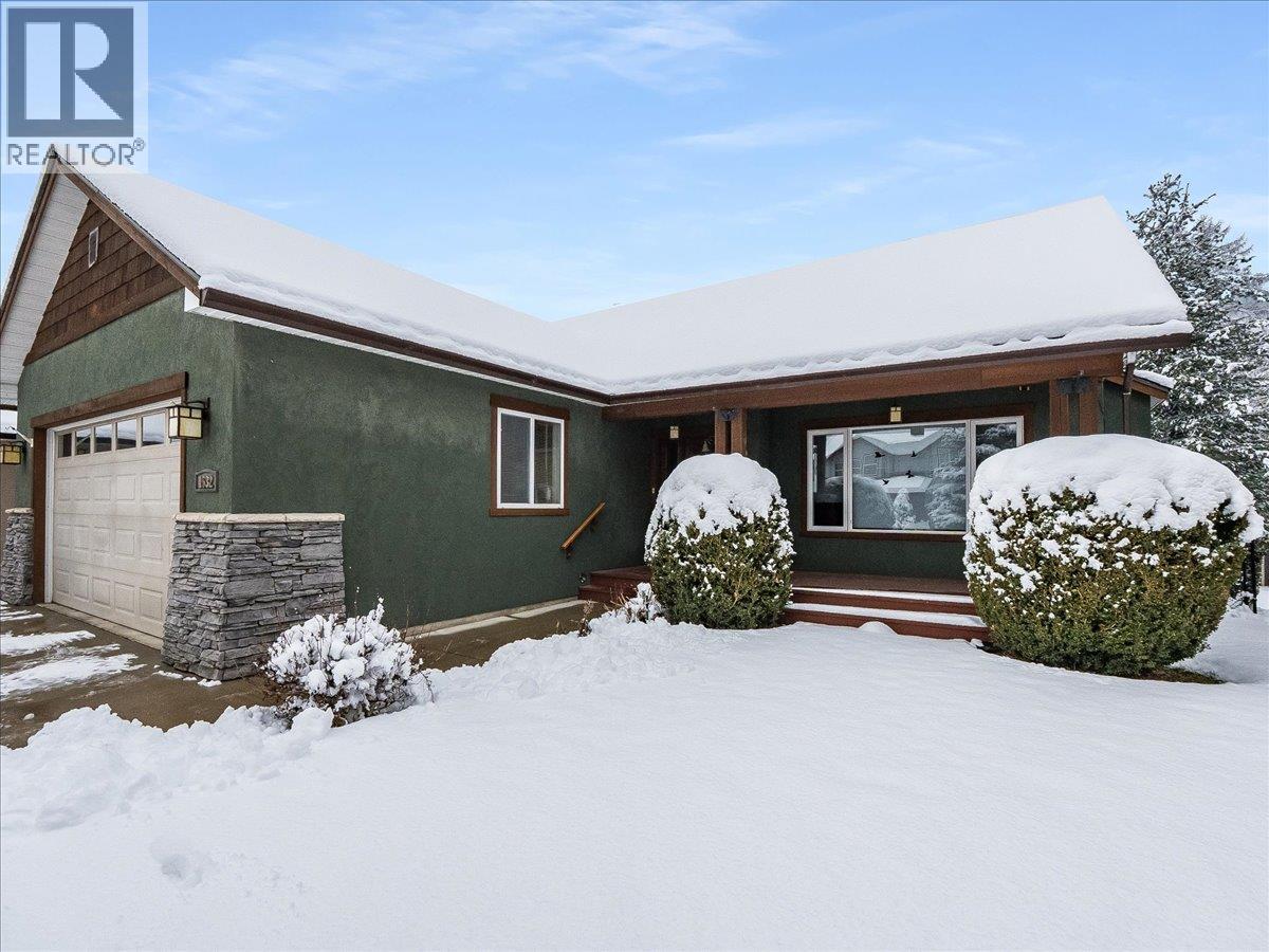 1532 Emerald Crescent, Castlegar, British Columbia  V1N 4W2 - Photo 6 - 10376320