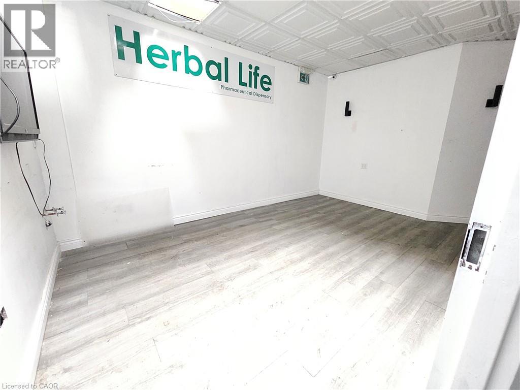 1447 Upper Ottawa Street Unit# 9, Hamilton, Ontario  L8W 3J6 - Photo 3 - 40806409