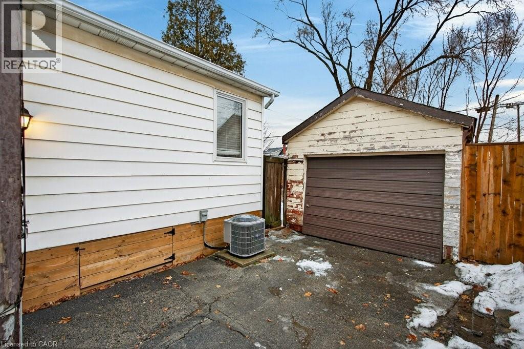 196 Paling Avenue, Hamilton, Ontario  L8H 5J7 - Photo 41 - 40806326