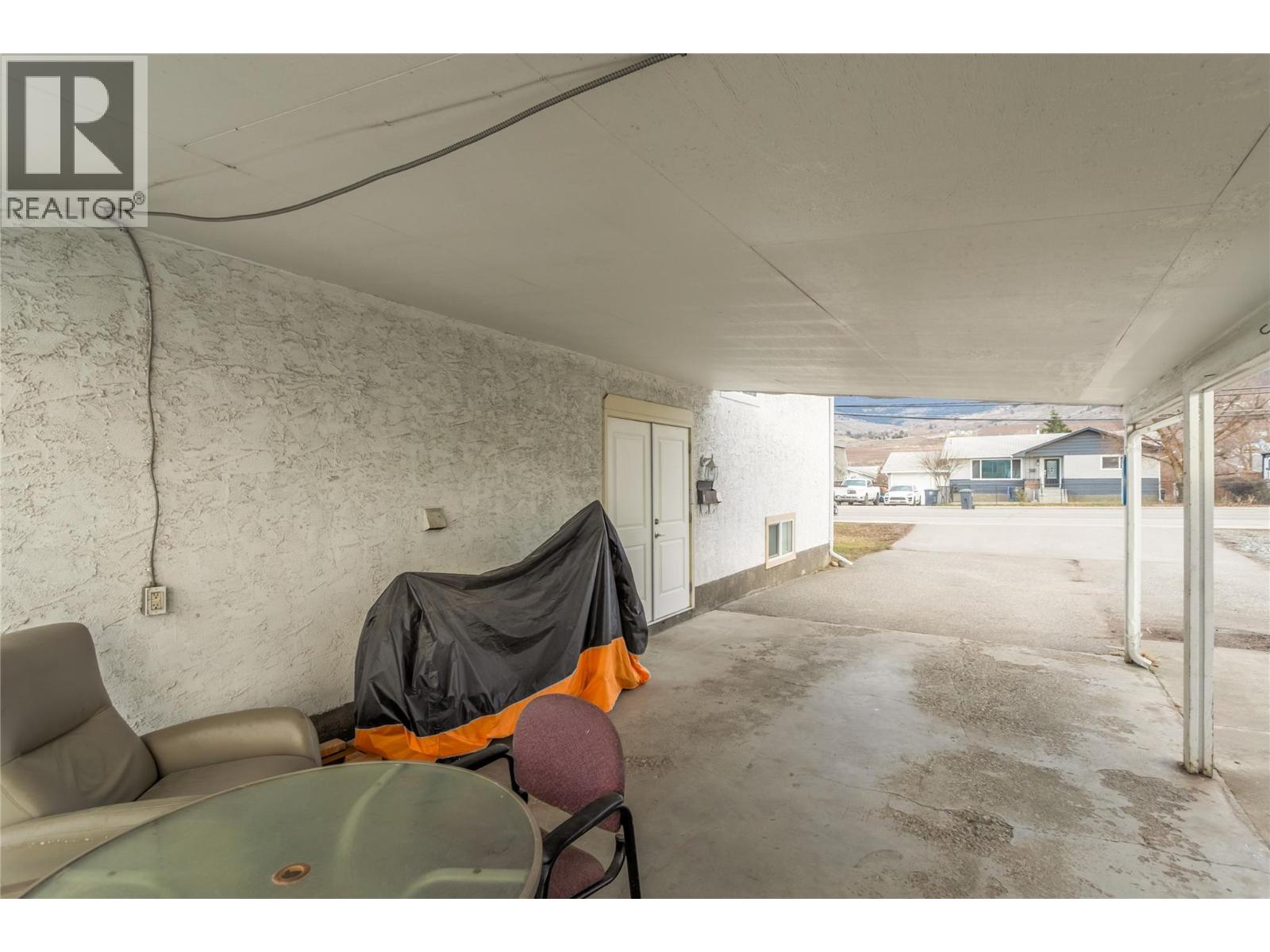 422 Rutland Road S, Kelowna, British Columbia  V1X 3A1 - Photo 33 - 10375489