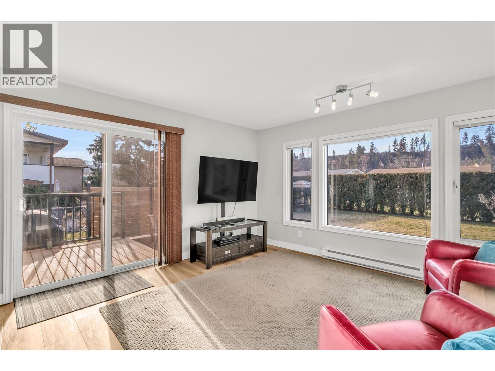 935 Hickory Road, Kelowna, British Columbia  V1X 4K8 - Photo 13 - 10374569