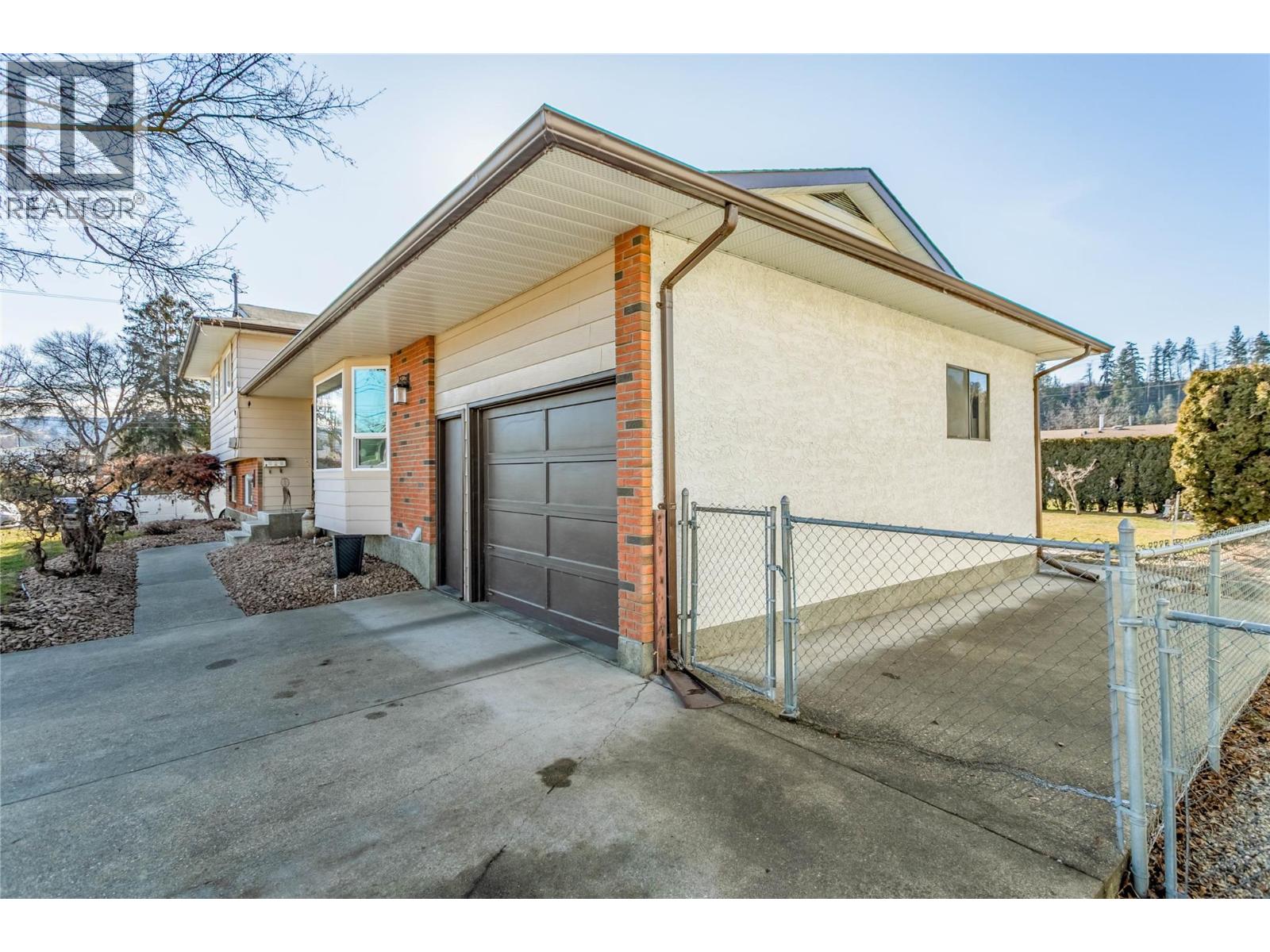 935 Hickory Road, Kelowna, British Columbia  V1X 4K8 - Photo 30 - 10374569