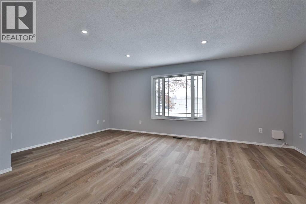 2123b 20a Avenue, Coaldale, Alberta  T1M 1J6 - Photo 15 - A2287124