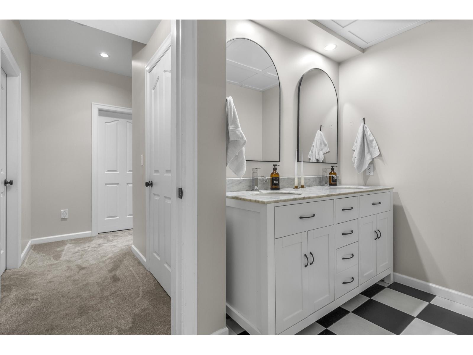 4194 Balmoral Street, Abbotsford, British Columbia  V4X 1Y5 - Photo 17 - R3090825