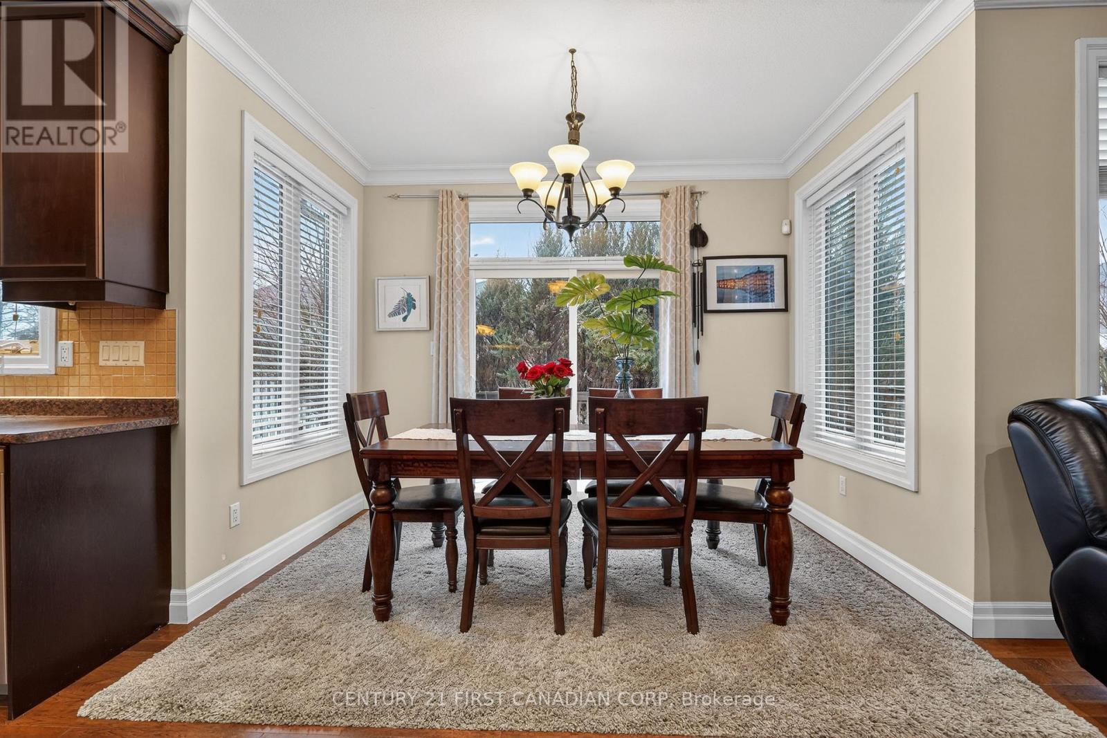 1310 Oakcrossing Road, London North, Ontario N6H 0C1 - Photo 17 - X12804064