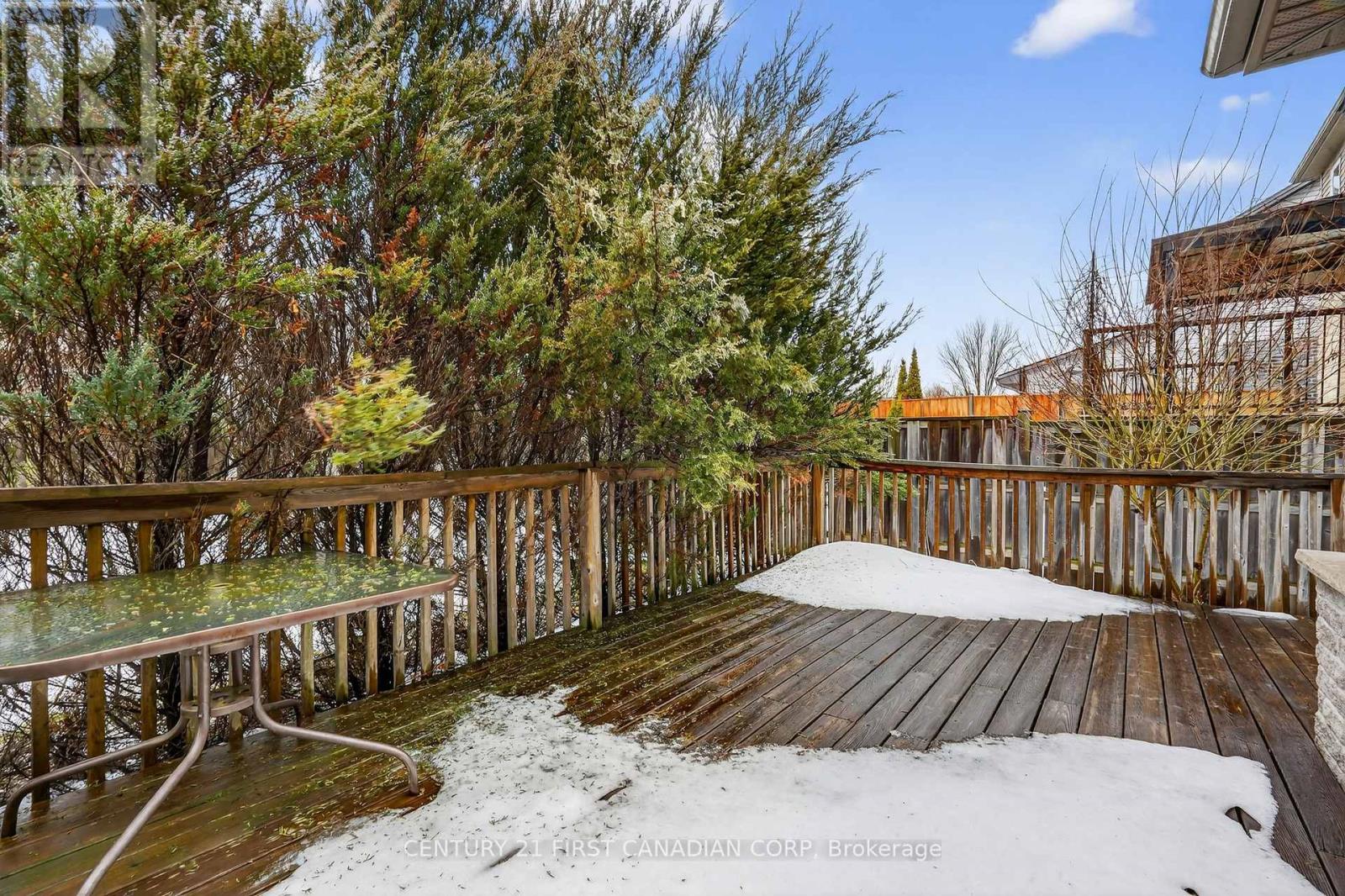 1310 Oakcrossing Road, London North, Ontario N6H 0C1 - Photo 37 - X12804064