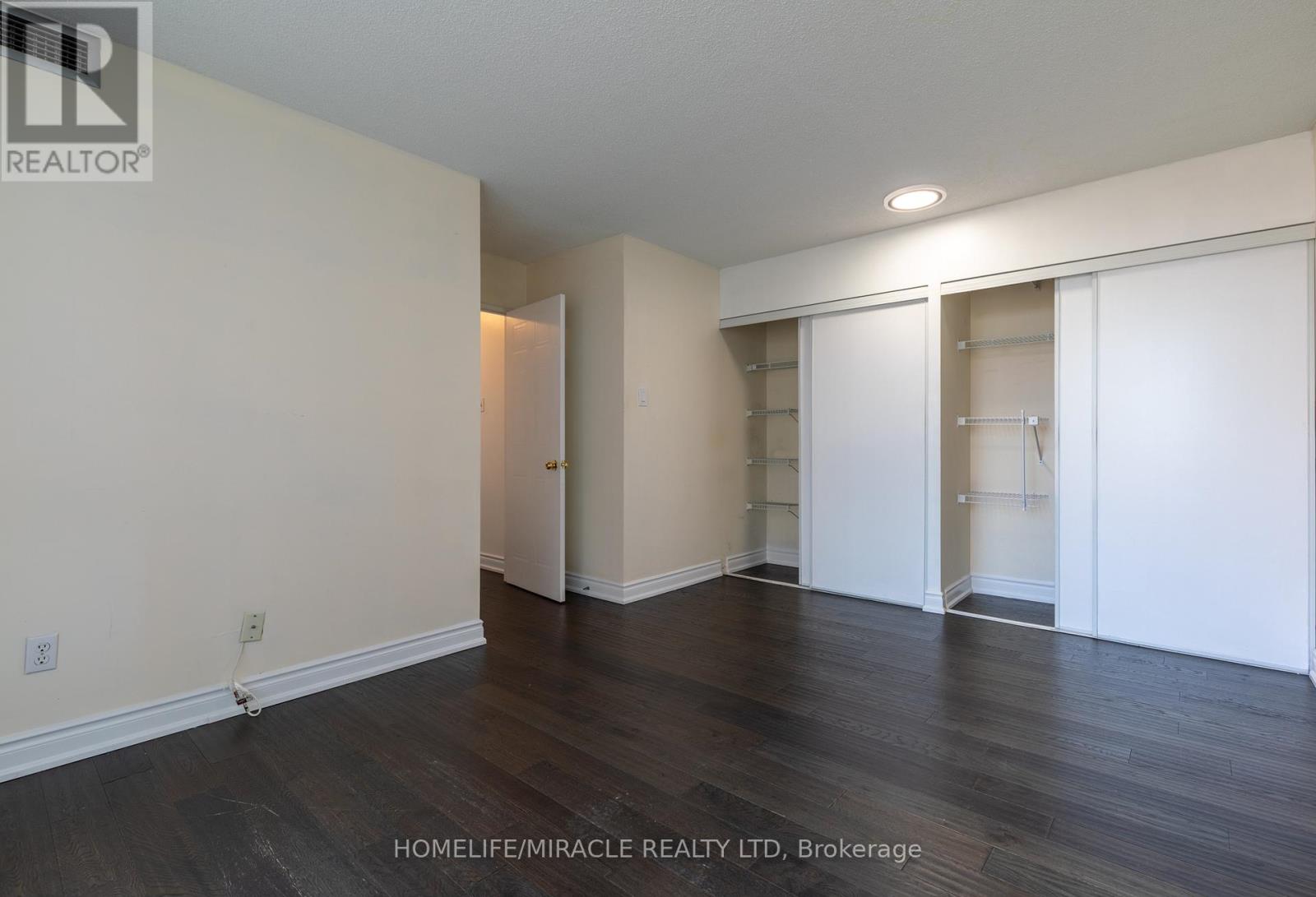 501 - 2901 Kipling Avenue, Toronto, Ontario  M9V 5E5 - Photo 14 - W12801148