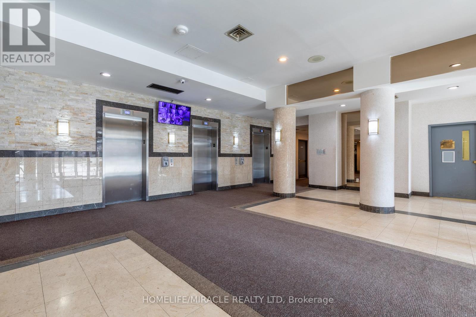 501 - 2901 Kipling Avenue, Toronto, Ontario  M9V 5E5 - Photo 6 - W12801148