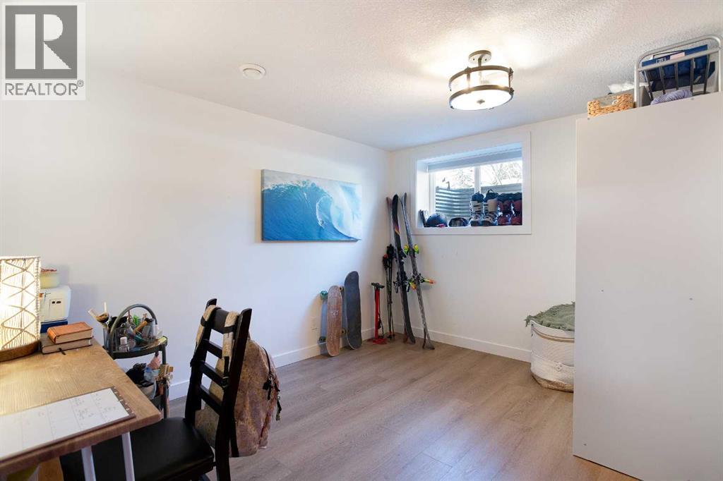 8248 5 Street Sw, Calgary, Alberta  T2V 1C5 - Photo 36 - A2280550