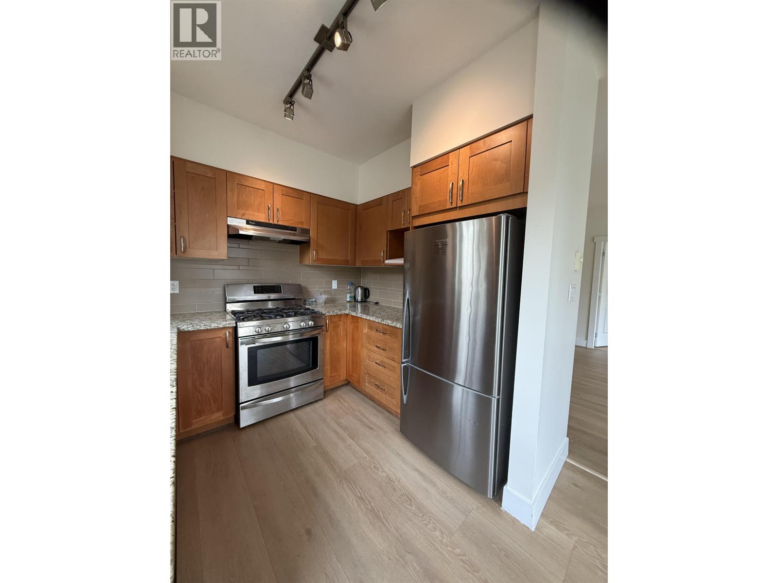 2602 Whiteley Court, North Vancouver, British Columbia  V7J 2R6 - Photo 8 - R3091794