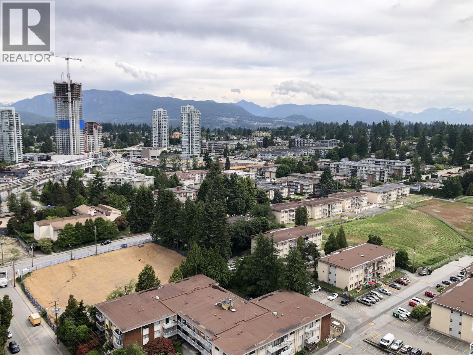 652 Whiting Way, Coquitlam, British Columbia  V3J 0K3 - Photo 5 - R3091802