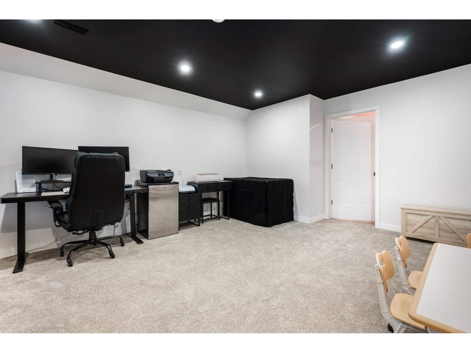 45 3902 Latimer Street, Abbotsford, British Columbia  V2S 7L5 - Photo 31 - R3091690