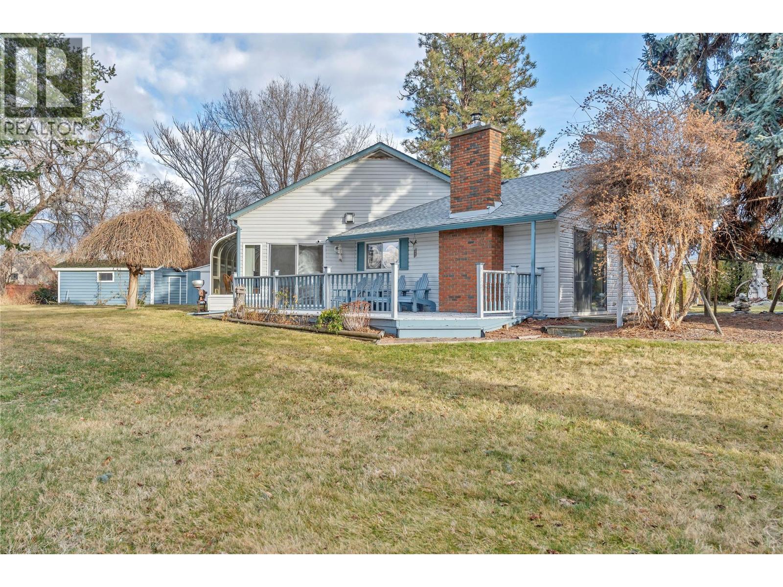 706 Miller Street, Summerland, British Columbia  V0H 1Z9 - Photo 3 - 10376481