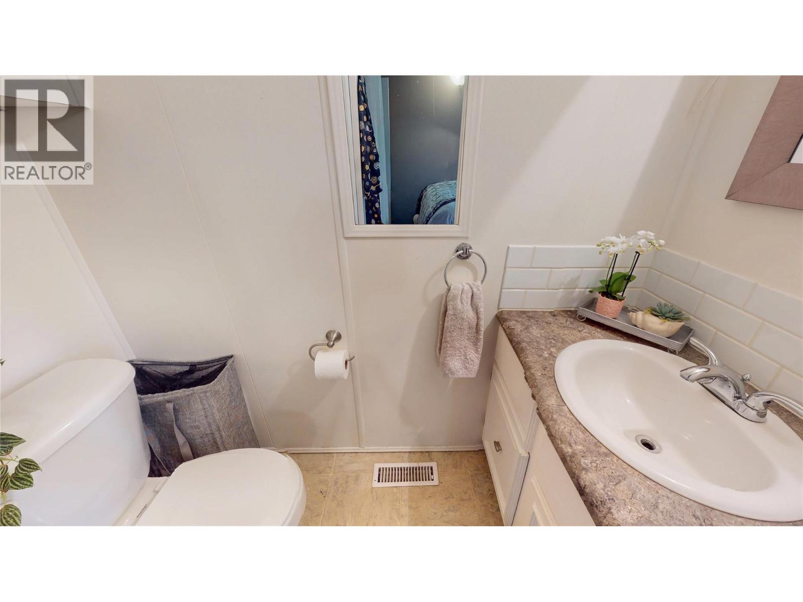 2161 33rd Avenue N, Cranbrook, British Columbia V1C 3Y9 - Photo 9 - 10376555