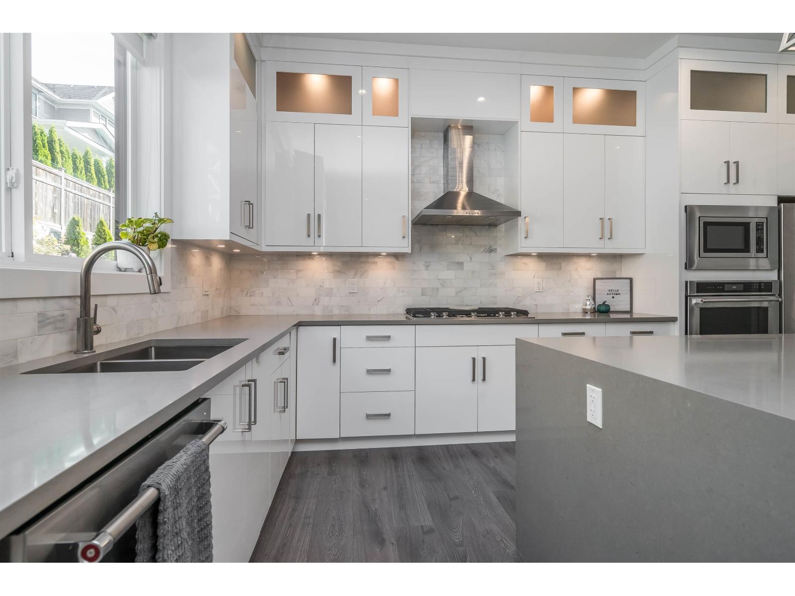 16739 16a Avenue, Surrey, British Columbia  V3Z 0T3 - Photo 13 - R3091630