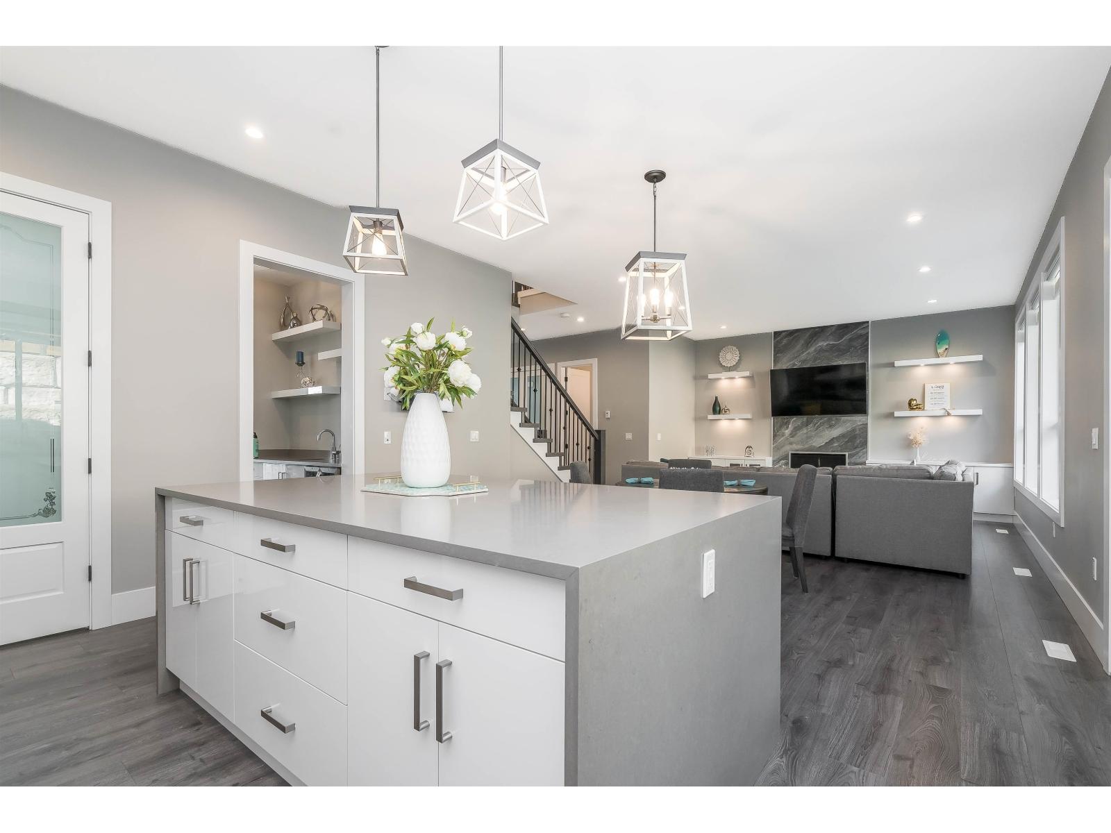 16739 16a Avenue, Surrey, British Columbia  V3Z 0T3 - Photo 14 - R3091630