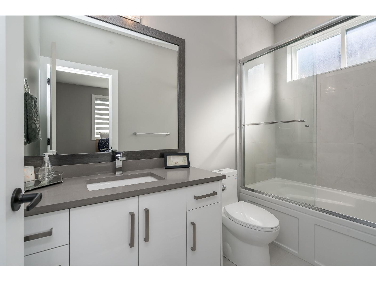 16739 16a Avenue, Surrey, British Columbia  V3Z 0T3 - Photo 21 - R3091630