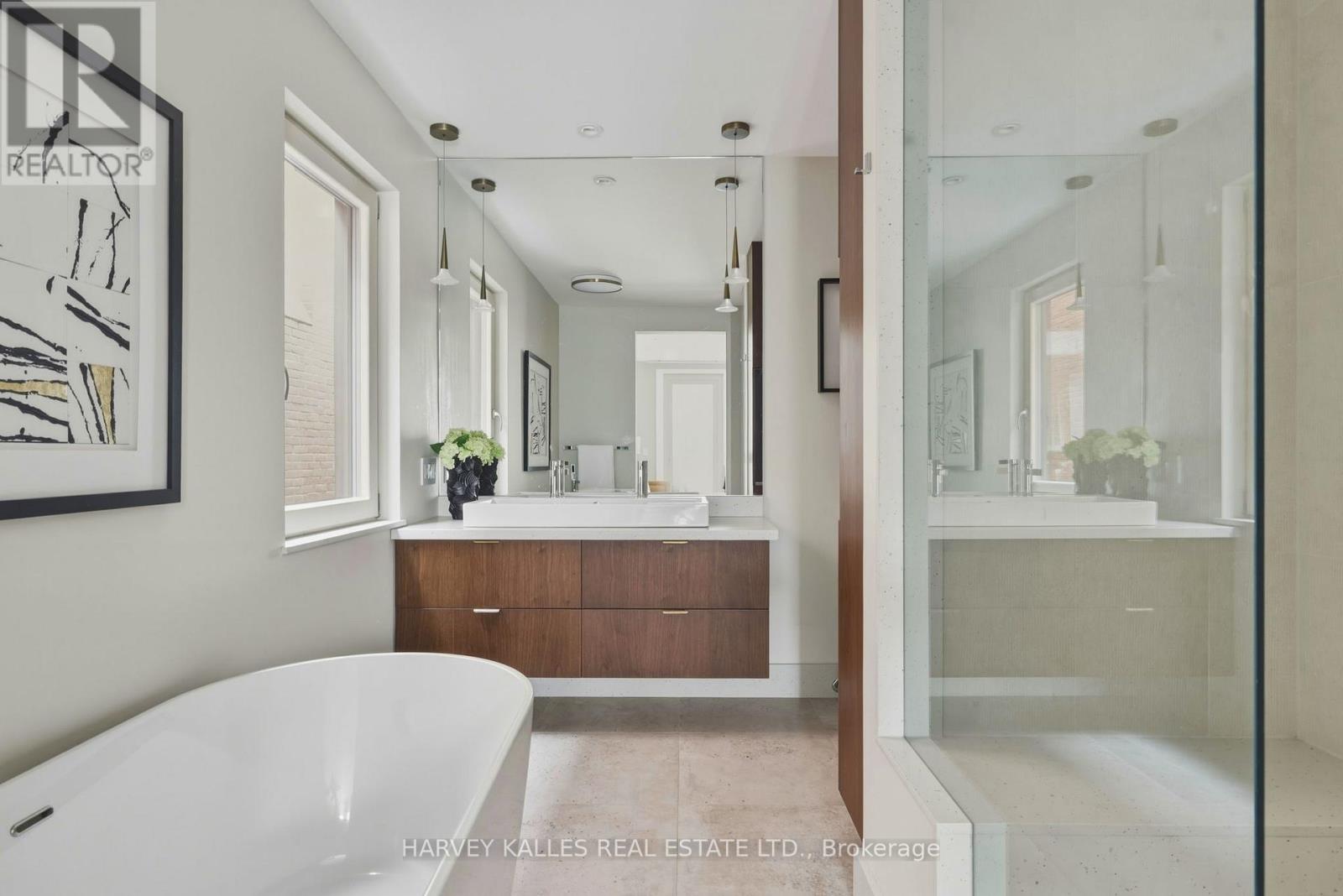 94b Admiral Road, Toronto, Ontario  M5R 2L6 - Photo 19 - C12804058