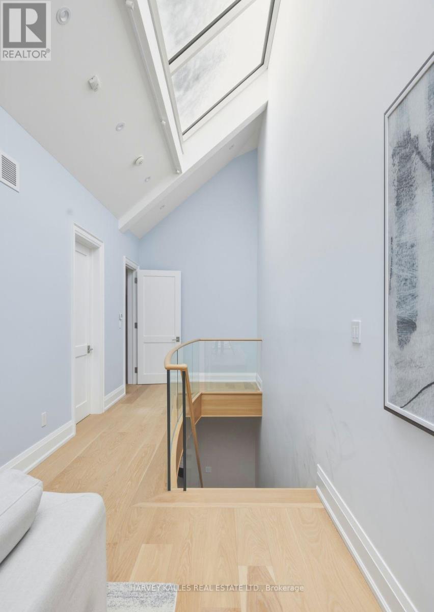 94b Admiral Road, Toronto, Ontario  M5R 2L6 - Photo 25 - C12804058