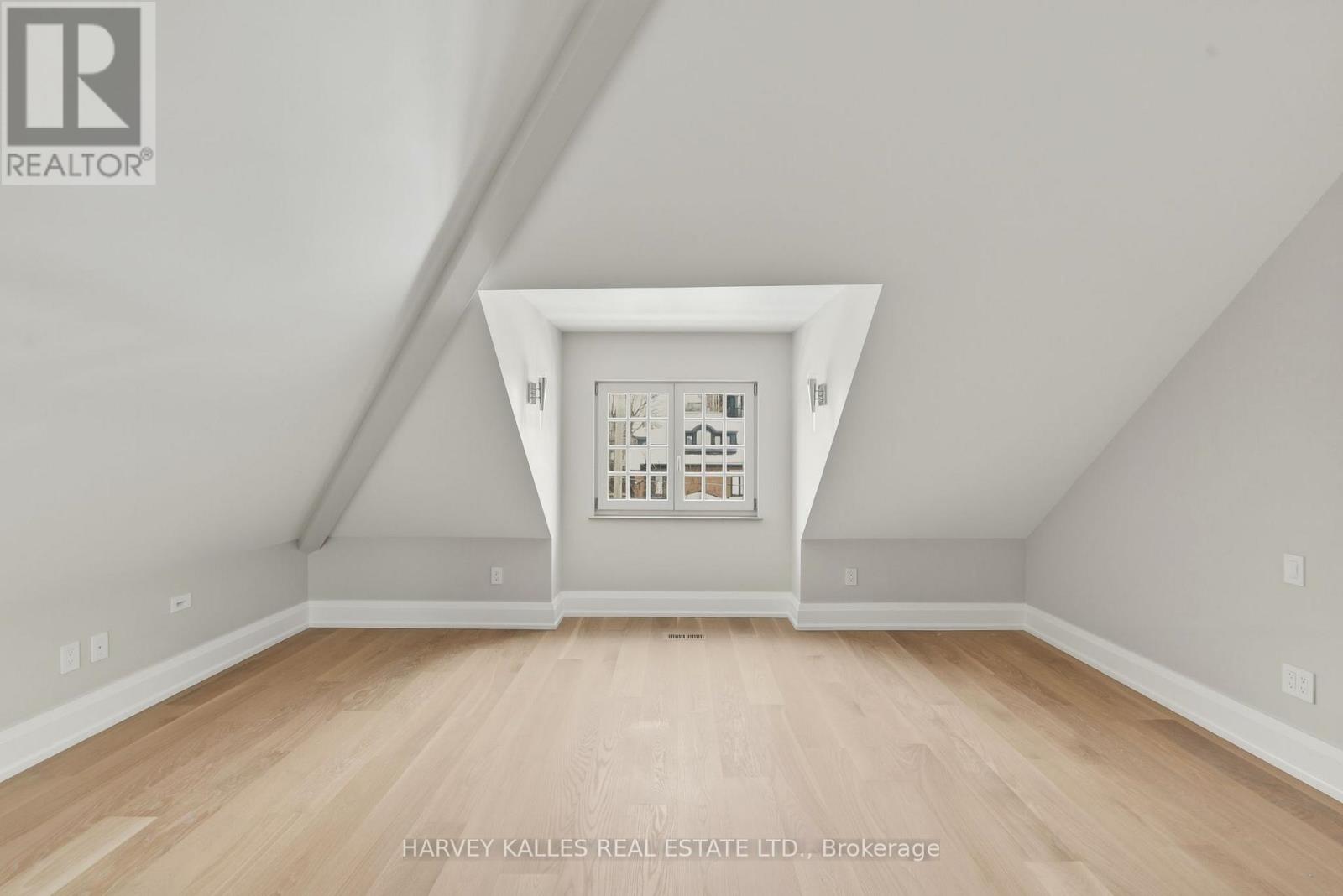 94b Admiral Road, Toronto, Ontario  M5R 2L6 - Photo 33 - C12804058