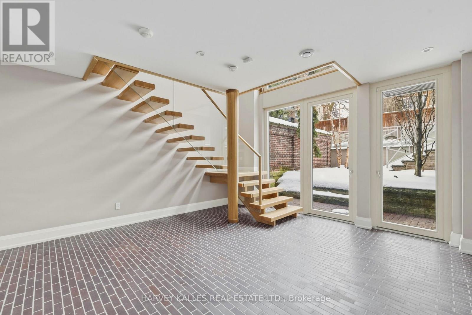 94b Admiral Road, Toronto, Ontario  M5R 2L6 - Photo 34 - C12804058