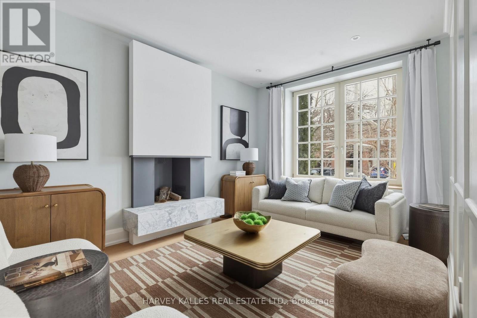 94b Admiral Road, Toronto, Ontario  M5R 2L6 - Photo 4 - C12804058