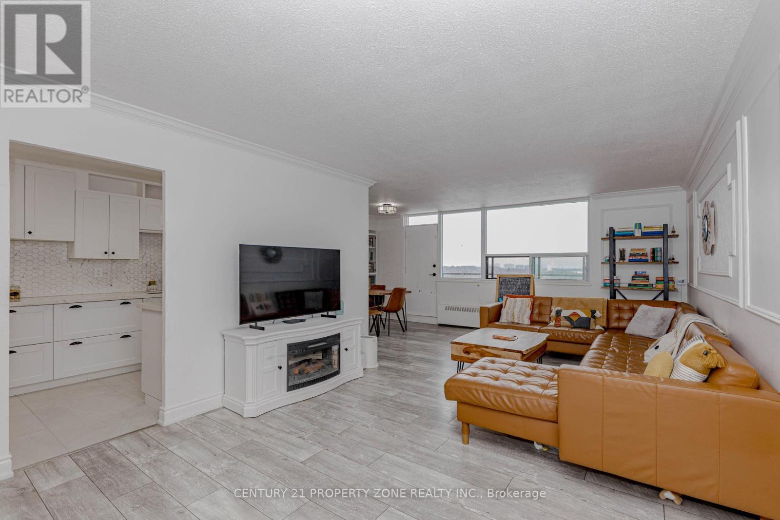 1701 - 180 Markham Road, Toronto, Ontario  M1M 2Z9 - Photo 10 - E12804046