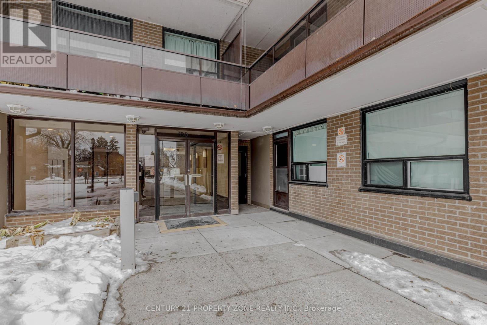 1701 - 180 Markham Road, Toronto, Ontario  M1M 2Z9 - Photo 4 - E12804046