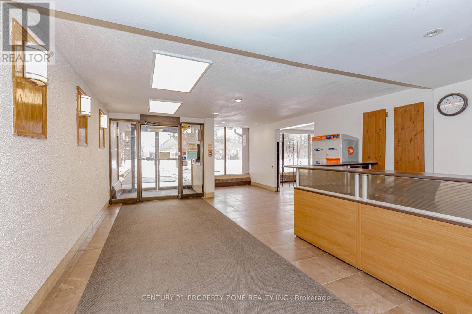 1701 - 180 Markham Road, Toronto, Ontario  M1M 2Z9 - Photo 5 - E12804046