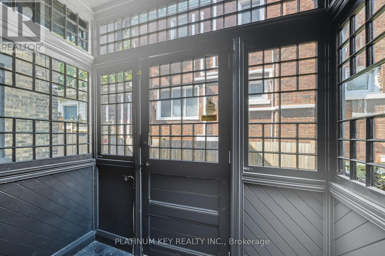 Photo 11 of 40 for 603 Queens Avenue