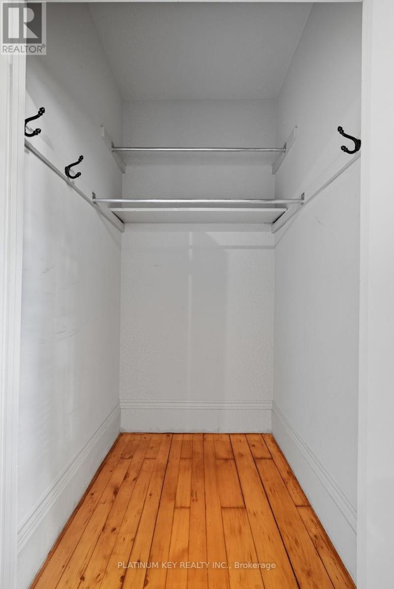 Photo 21 of 34 for 603 Queens Avenue