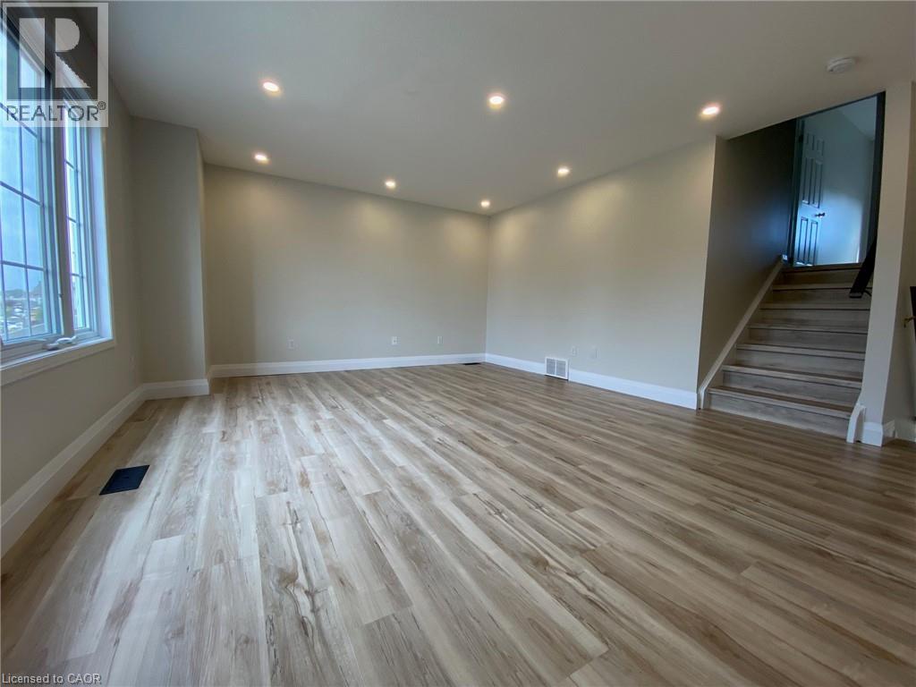 82 Donnenwerth Drive, Kitchener, Ontario  N2E 4C9 - Photo 10 - 40806371