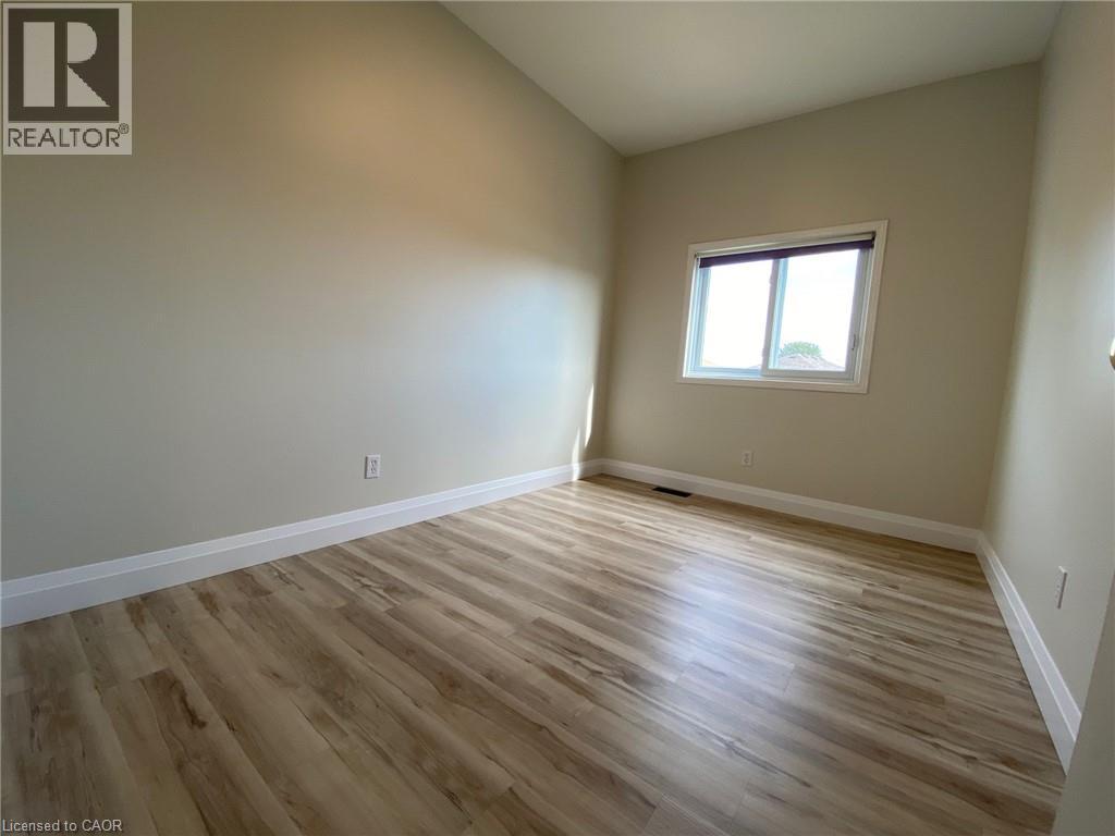 82 Donnenwerth Drive, Kitchener, Ontario  N2E 4C9 - Photo 12 - 40806371