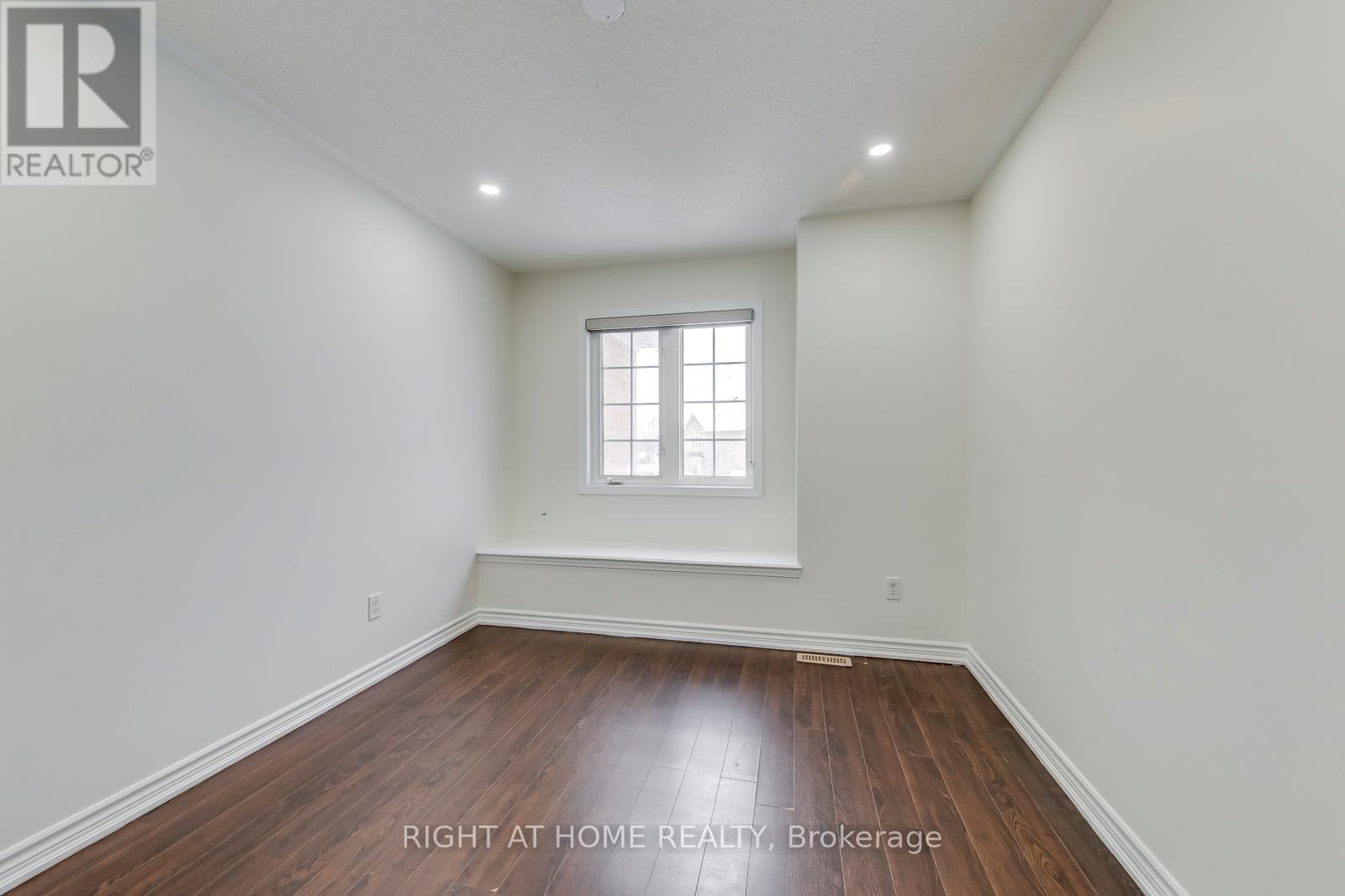 15 Eagle Trace Drive, Brampton, Ontario  L6R 0M3 - Photo 26 - W12804038